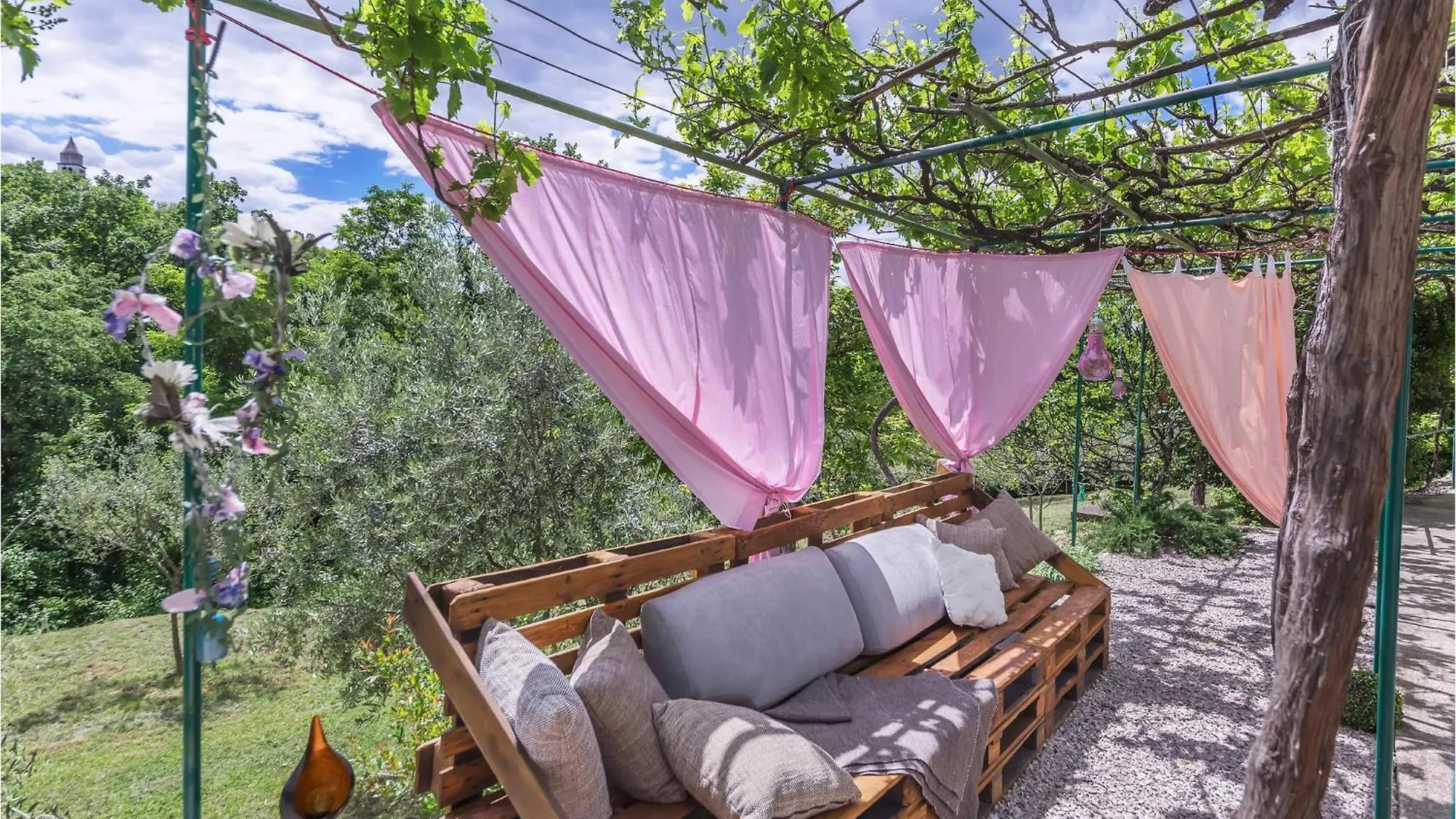 Holiday home 2 Bedroom Cozy Home In Kostrcani