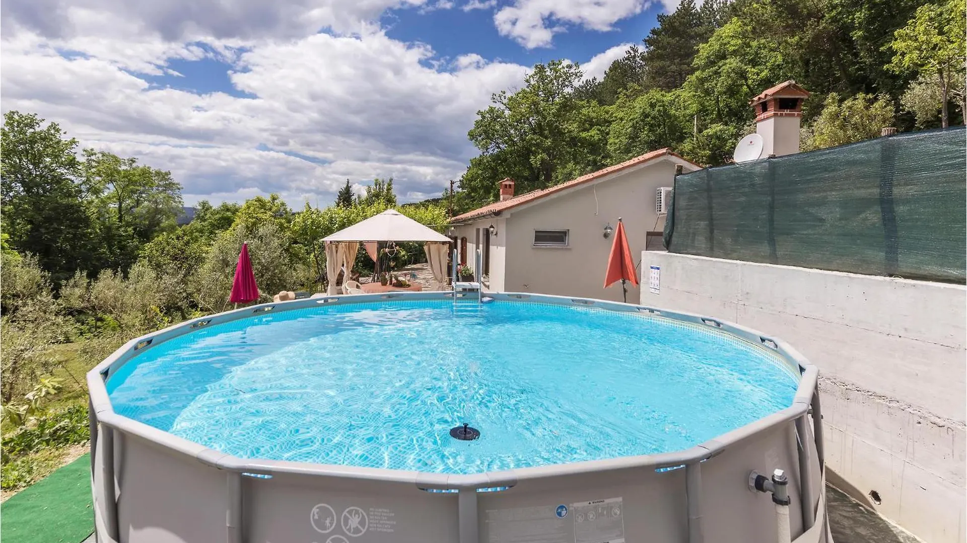 2 Bedroom Cozy Home In Kostrcani Holiday home